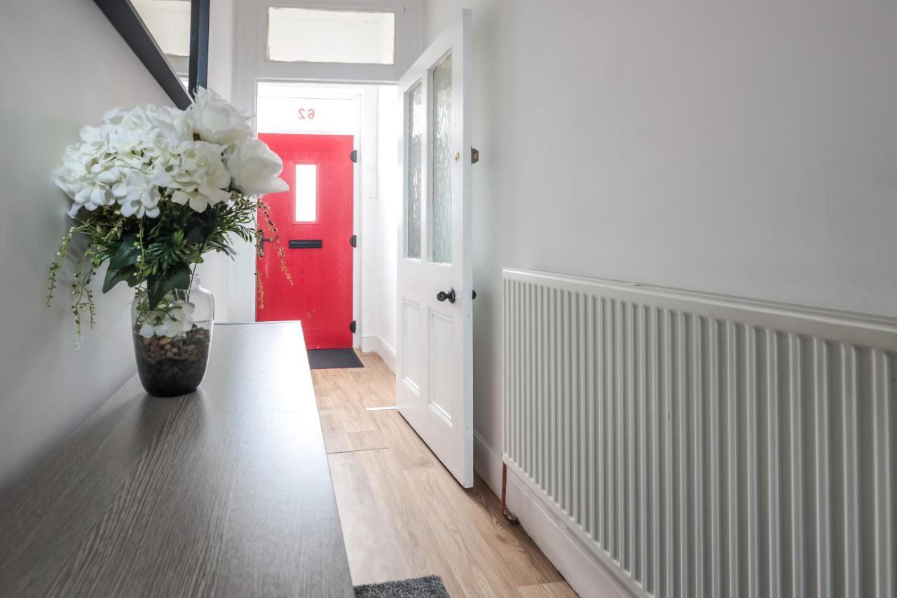 Spacious 4 Bed House In Birmingham, Suitable For Contractors Exterior photo